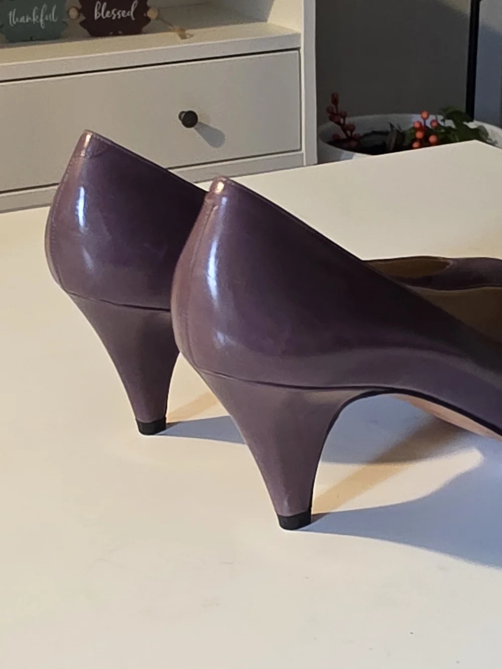 Vintage Amalfi Monica Mauve Pointed-Toe Mid Heel Leather Pumps - Picture 3 of 11